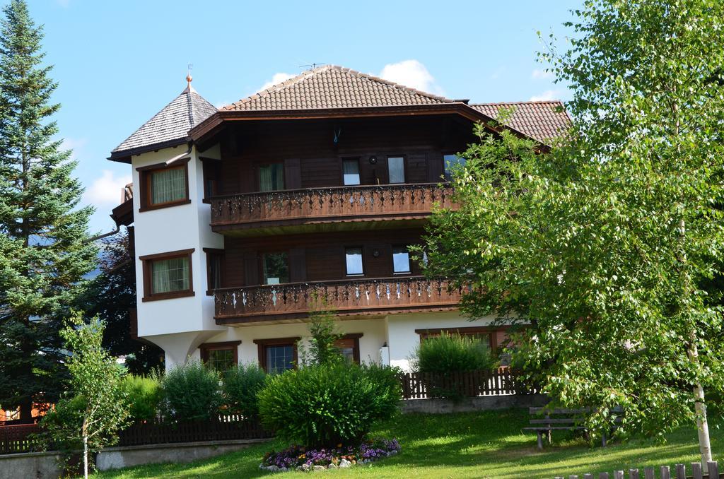 Garni Sayonara Bed & Breakfast San Vigilio Di Marebbe Exterior photo